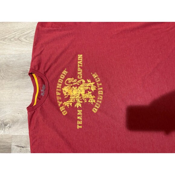 Official Universal Studios Harry Potter Gryffindor Tshirt Tee Size 2XL - Picture 5 of 7